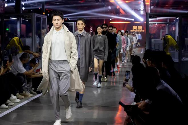 加“料”再升级 “科技因子”赋能更舒适bsport体育入口奥康国际：产品设计