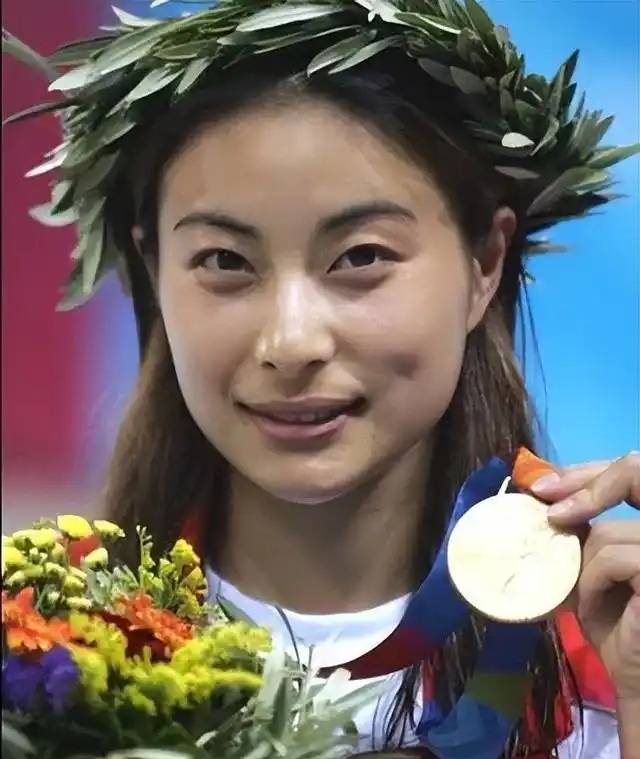 晶晶育儿遭公公吐槽网友却大赞其做法！必一运动·(B-Sports)网站郭(图8)