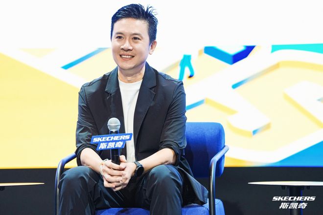录斯凯奇“舒适”到底bsports网站登(图2)