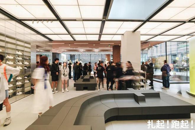 om Strike LS颠覆竞速法则｜内有福利Bsports综合未来之履！看Cloudbo(图11)