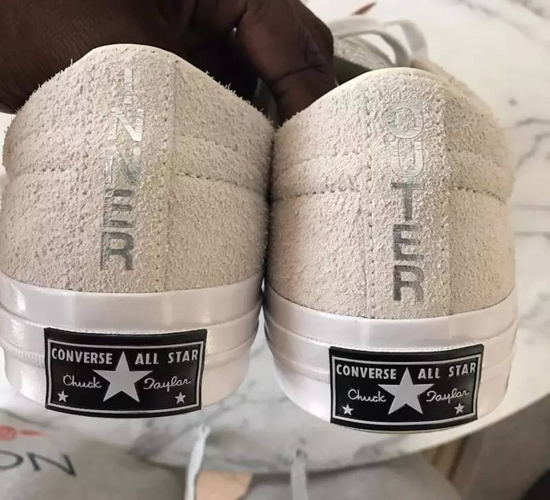 mple！AJ副总裁上脚 KAWS x AJ4 黑色版本bsports必一体育网页版登录Dunk鞋讯丨不止Sa(图6)